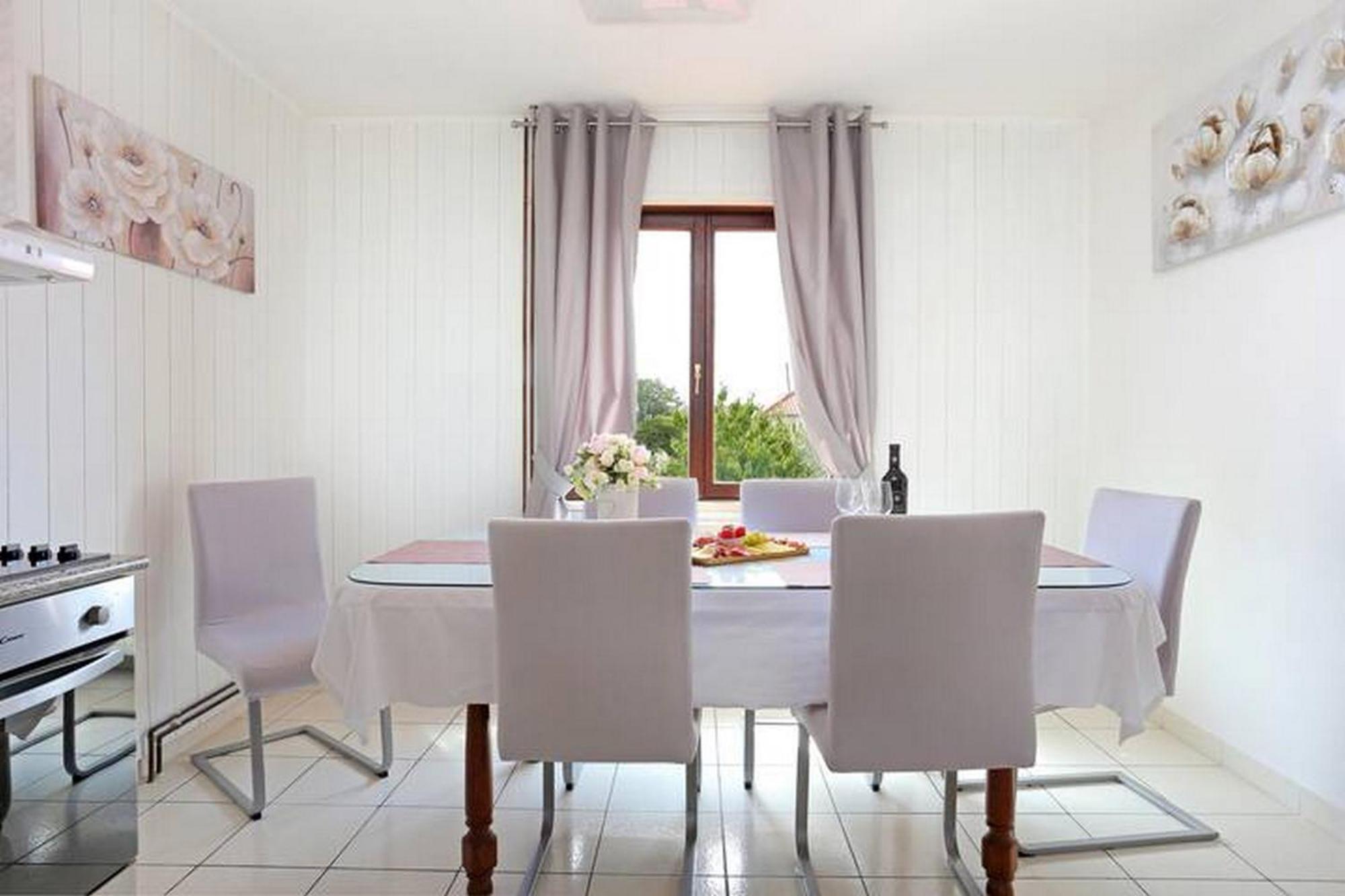 Holiday Home Mons Aureus Gornje Sitno Exterior photo